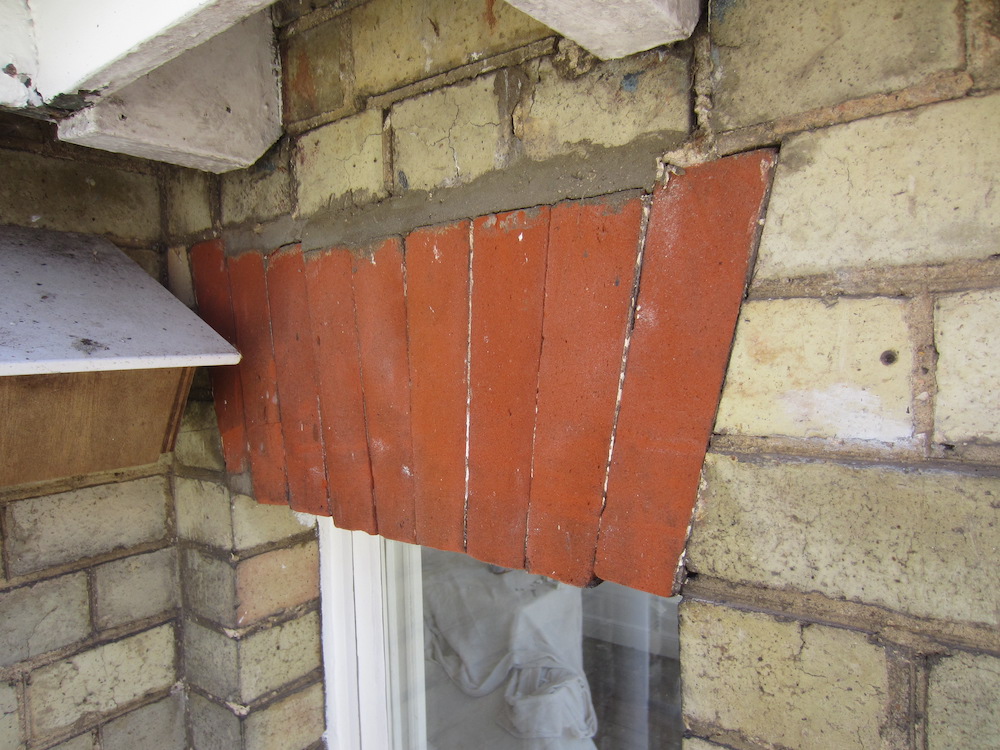 Slipped Arch